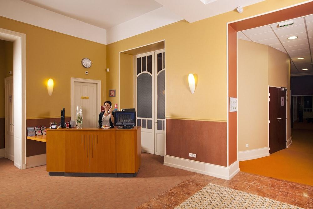 Hotels & Residences - Les Thermes Luxeuil-les-Bains Buitenkant foto
