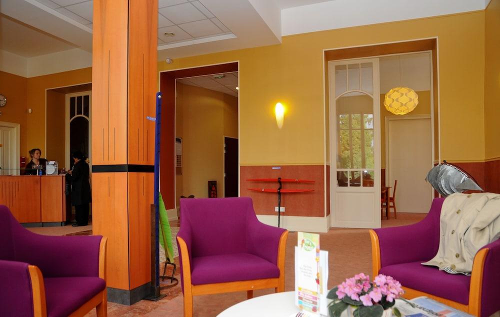 Hotels & Residences - Les Thermes Luxeuil-les-Bains Buitenkant foto