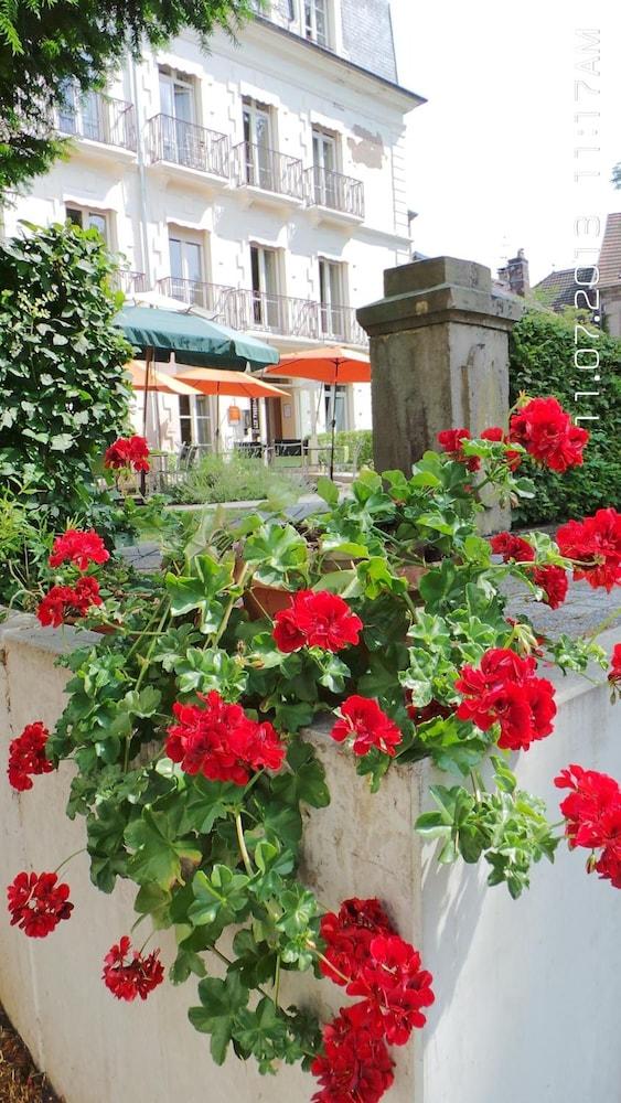 Hotels & Residences - Les Thermes Luxeuil-les-Bains Buitenkant foto