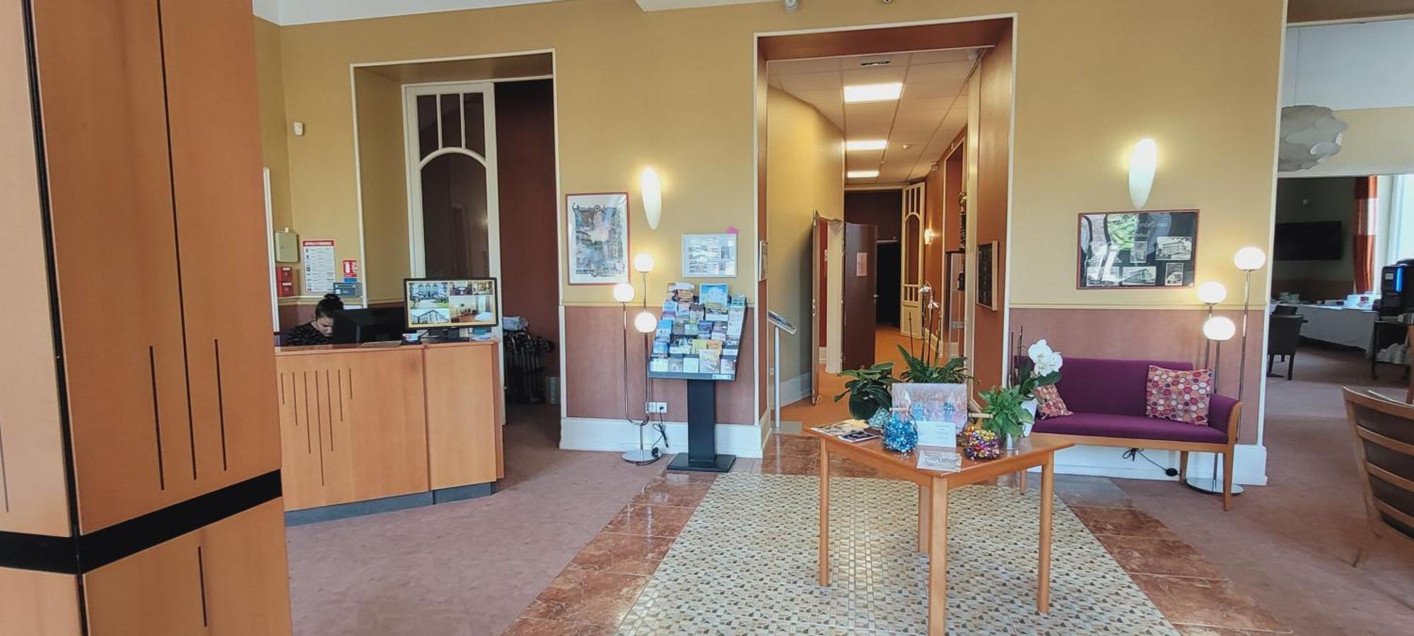 Hotels & Residences - Les Thermes Luxeuil-les-Bains Buitenkant foto