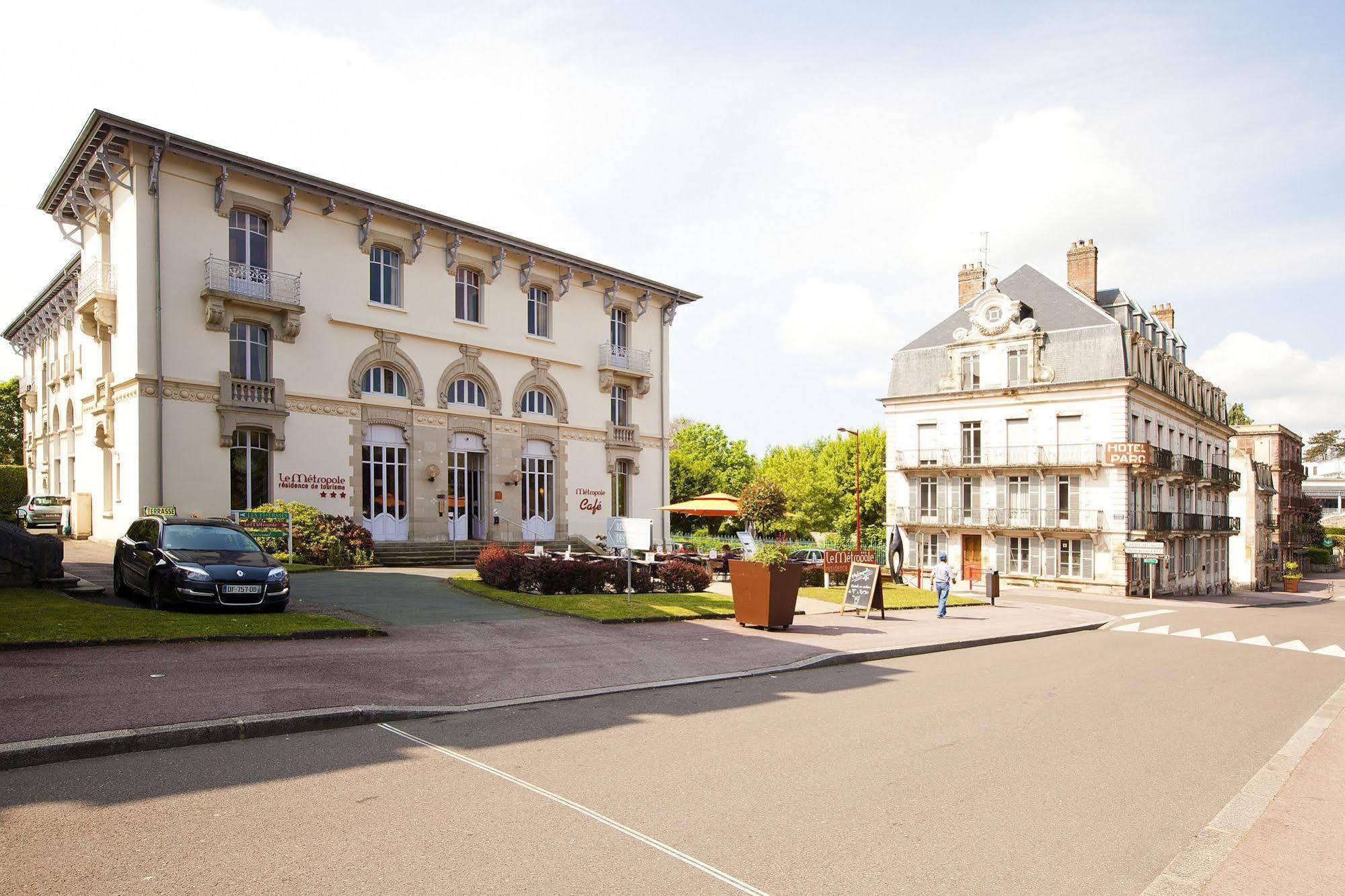 Hotels & Residences - Les Thermes Luxeuil-les-Bains Buitenkant foto