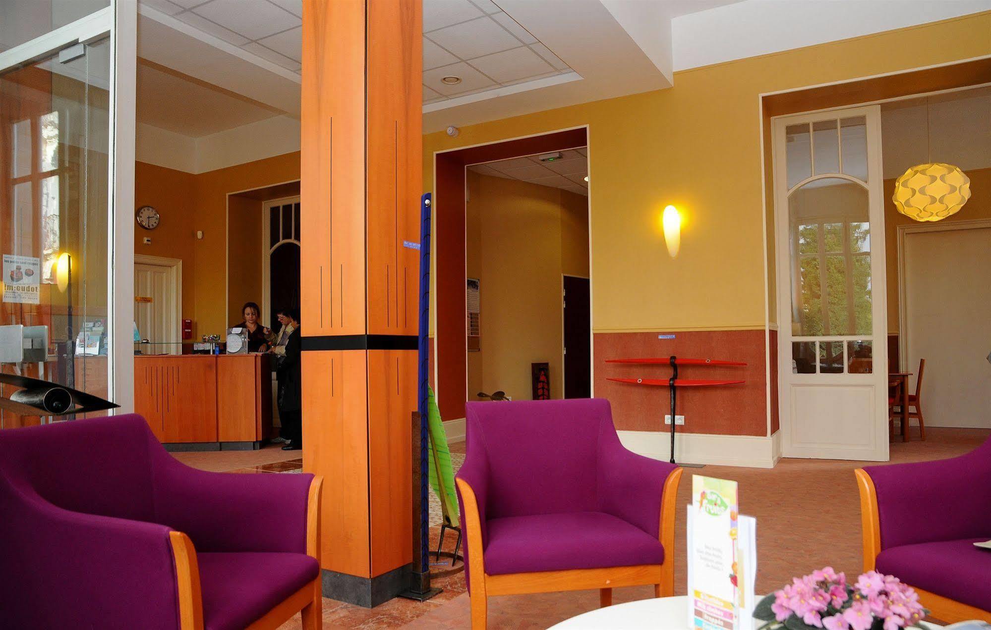 Hotels & Residences - Les Thermes Luxeuil-les-Bains Buitenkant foto