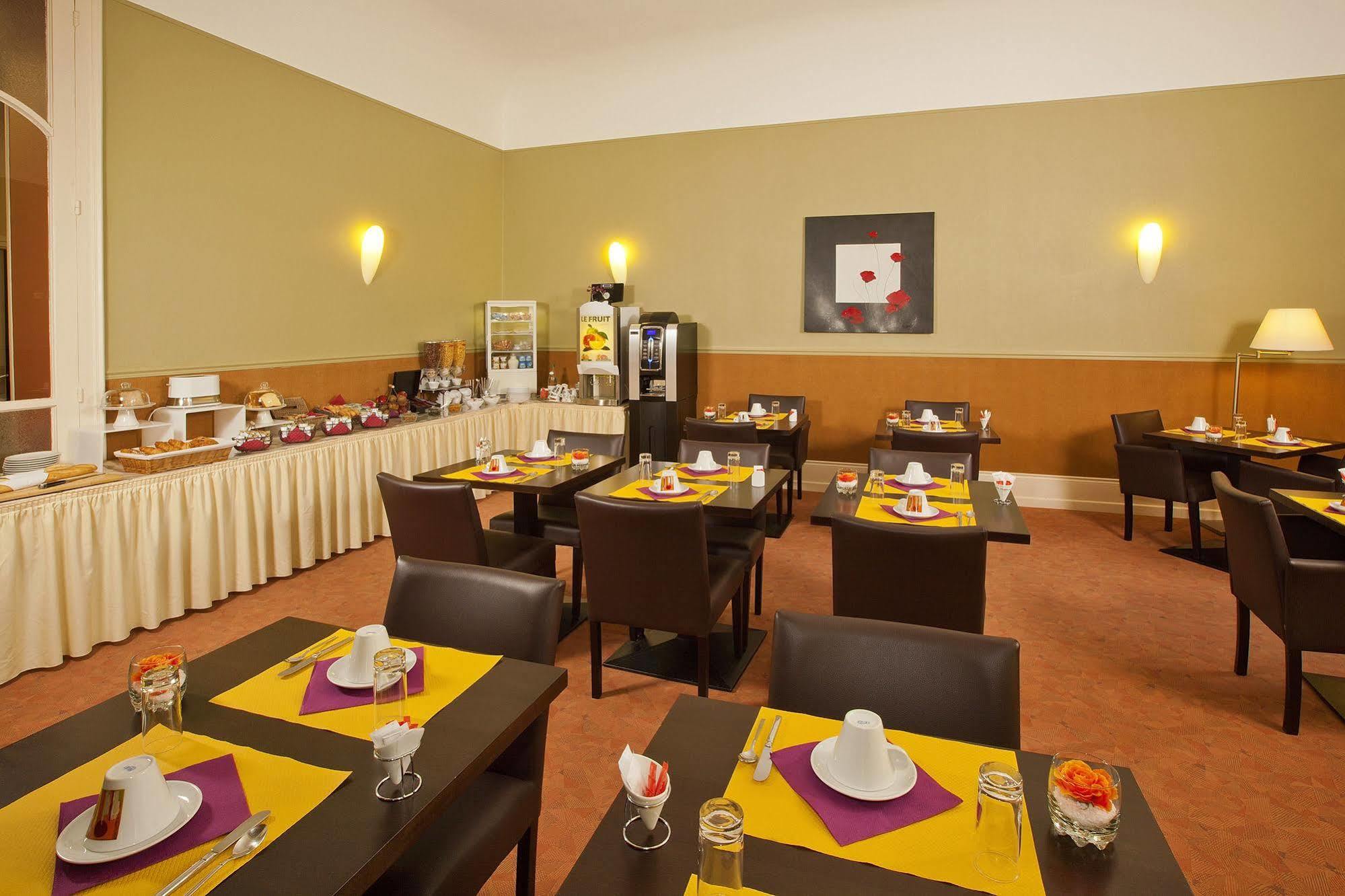 Hotels & Residences - Les Thermes Luxeuil-les-Bains Buitenkant foto